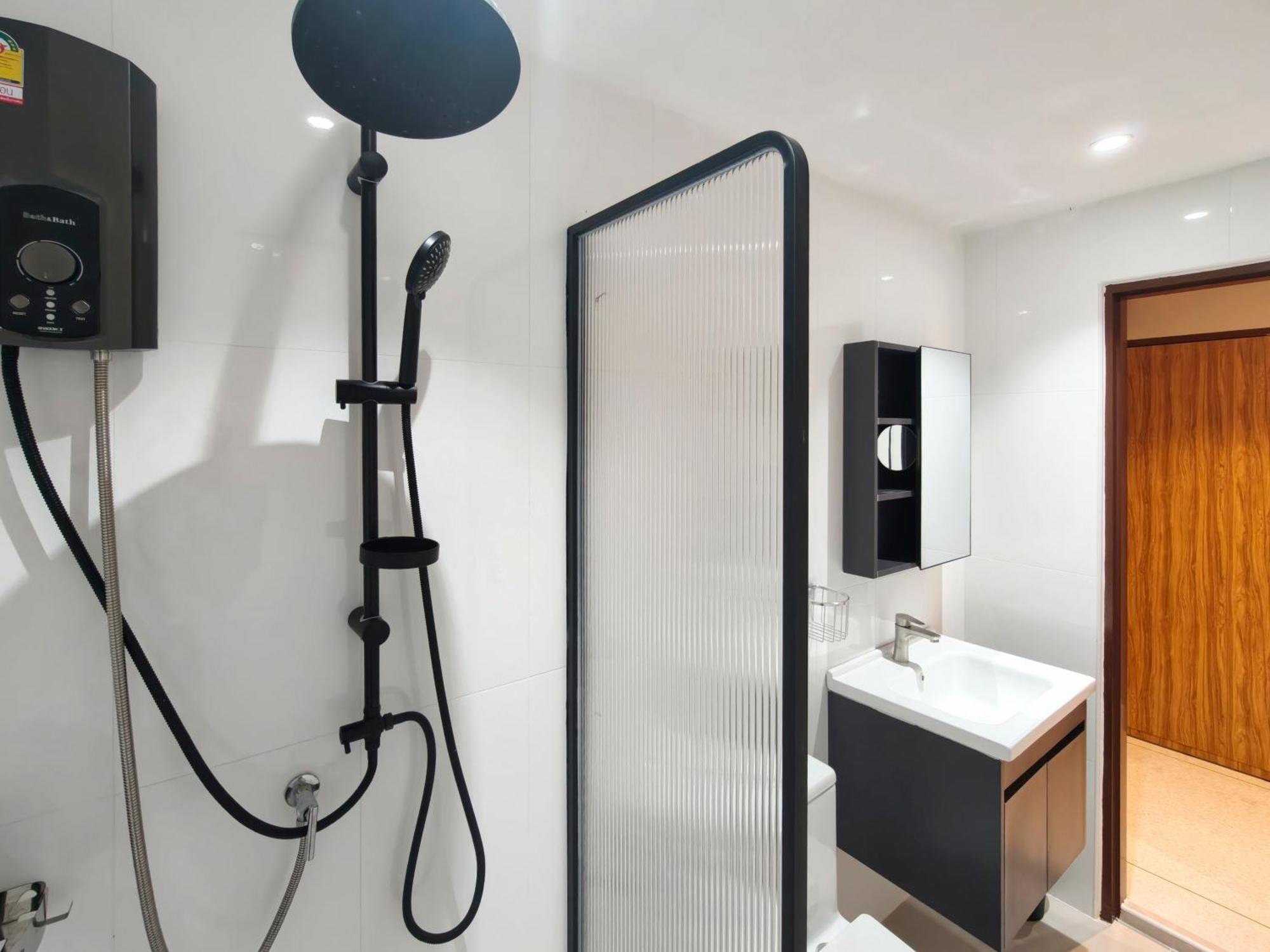 Ab House Aparthotel Bangkok Ngoại thất bức ảnh